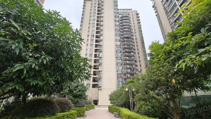 中联大厦外景图