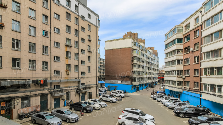 东大三期外景图