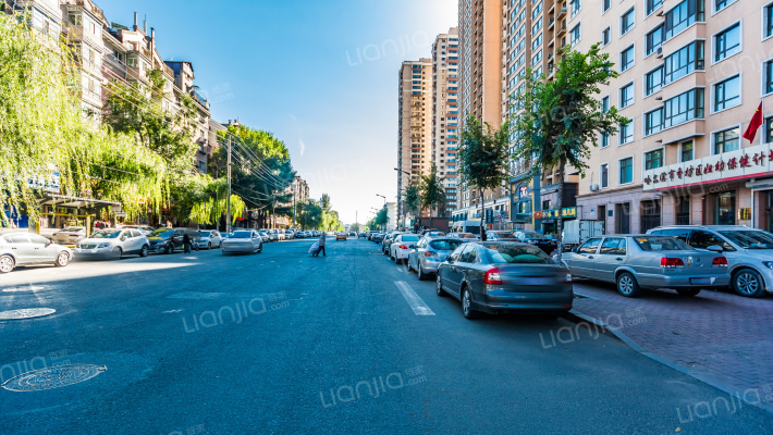 三力明居外景图