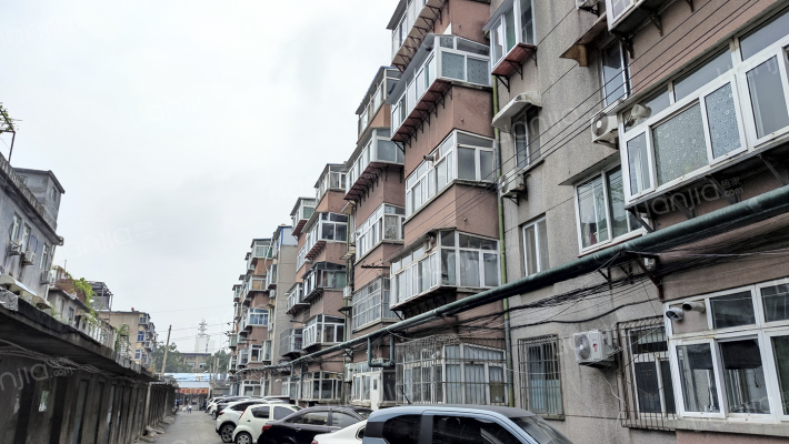 堤口电网宿舍外景图