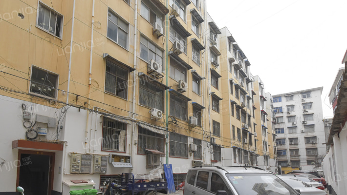 西大办事处住宅楼外景图