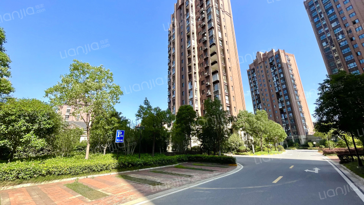 万业观山泓郡外景图