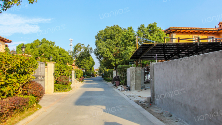 华亭别墅外景图