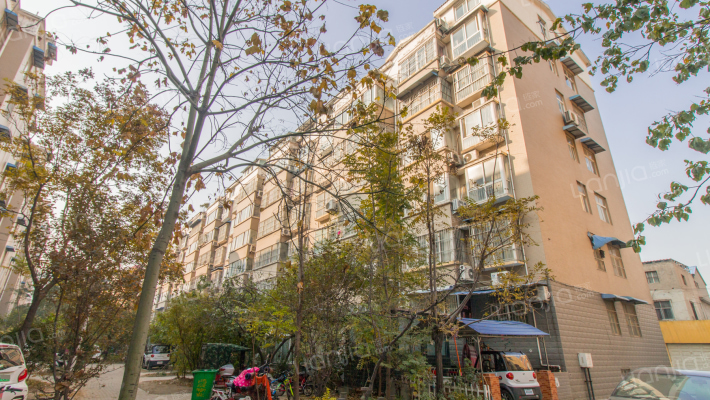 西湖左岸外景图