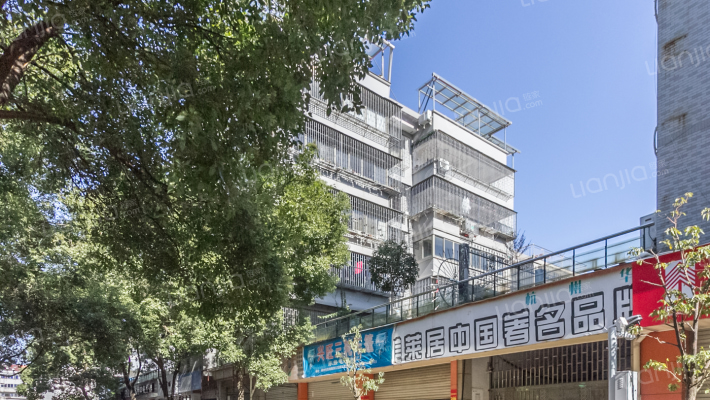 良昌公寓外景图