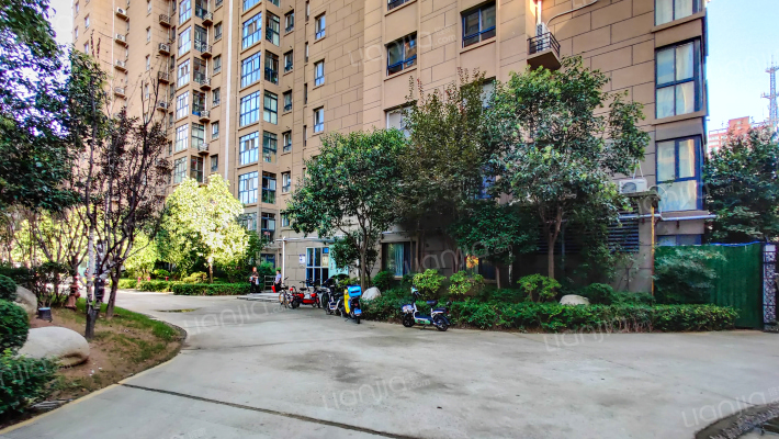 臻园阳光外景图