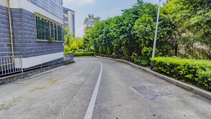 武警龙腰小区外景图