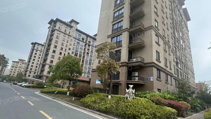 虹亚明湖之星外景图