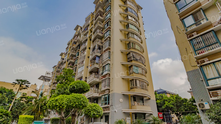 中茵·名仕花城外景图