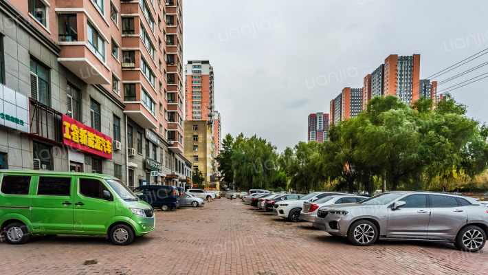 闻达绿都外景图