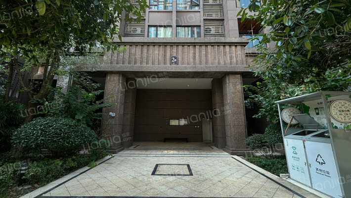 鲁能城中央公馆B区外景图