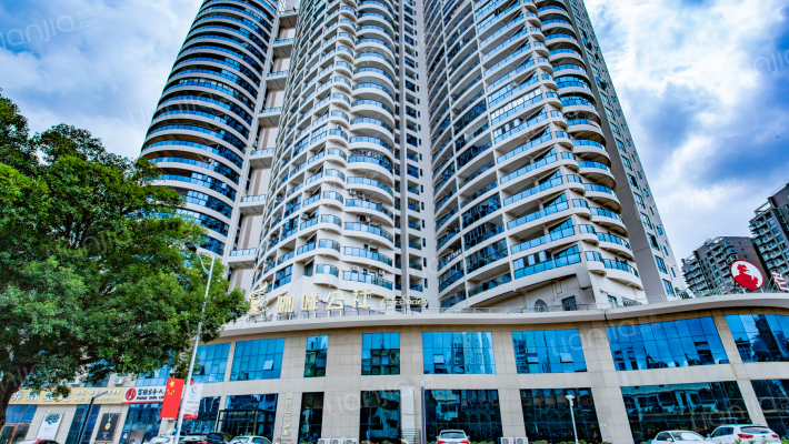 亿海澜泊湾外景图