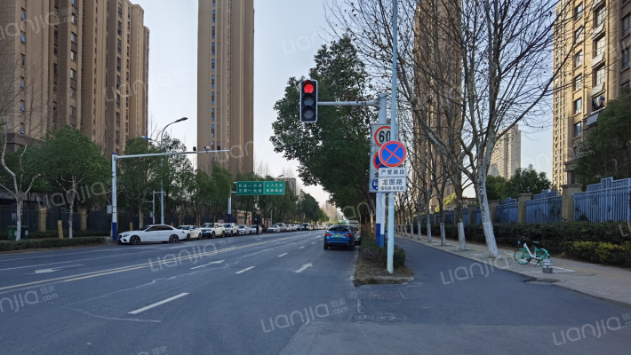 信达天御香颂庭外景图