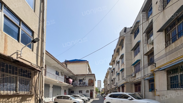 西园城市信用社封闭式家属院外景图