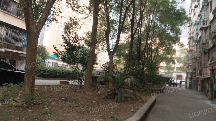 古汉城宿舍外景图