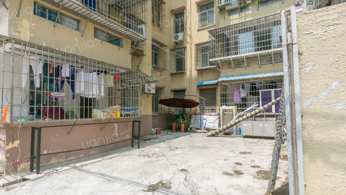 乐安西里外景图