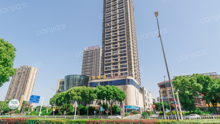 冠城商业中心外景图