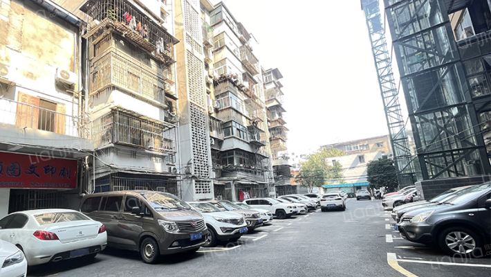 设计院人民广场家属院外景图