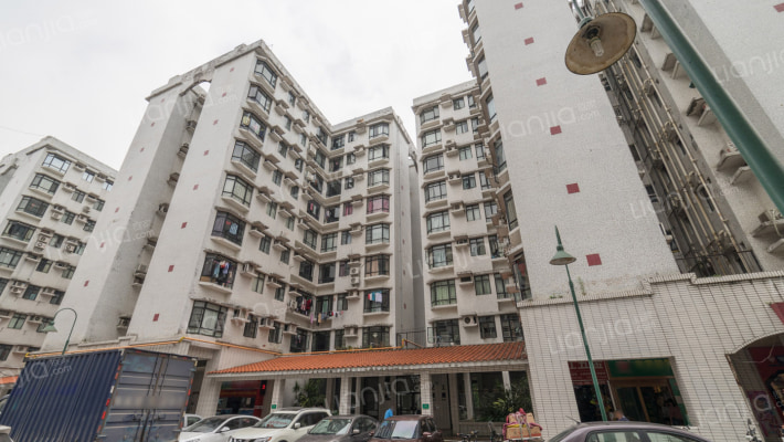 丽江花园丽茵楼外景图