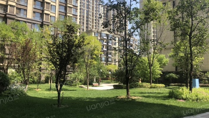 鸿坤理想湾南区外景图