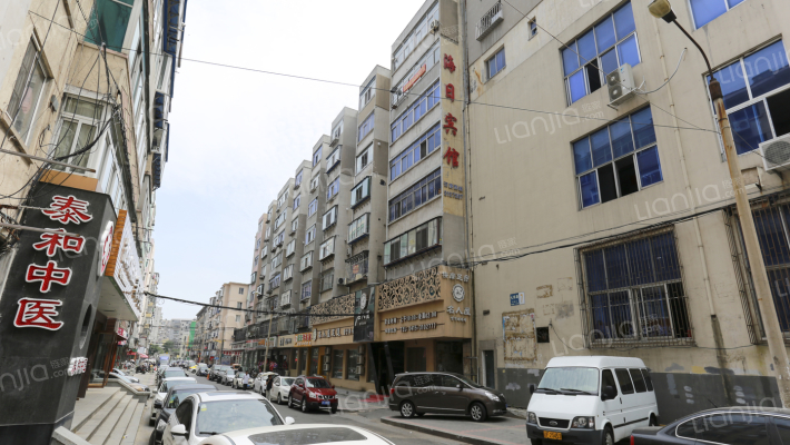 石油小区外景图