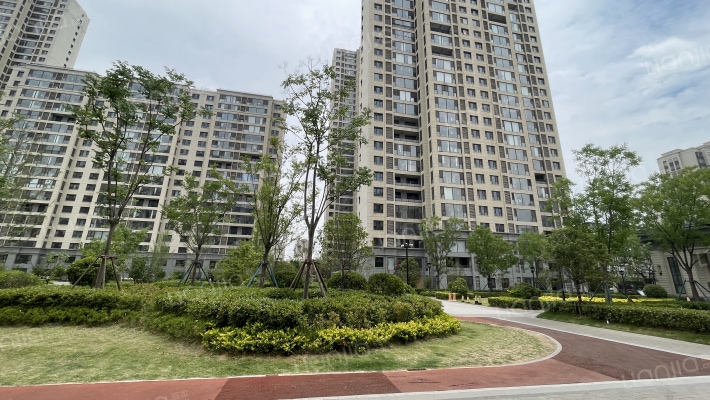 融创枫丹公馆外景图