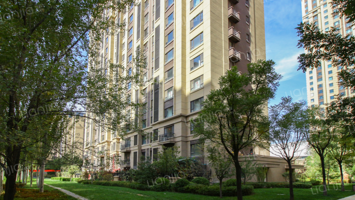 中海凯旋门外景图