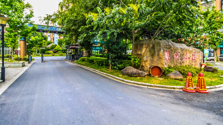 梁祝小区外景图