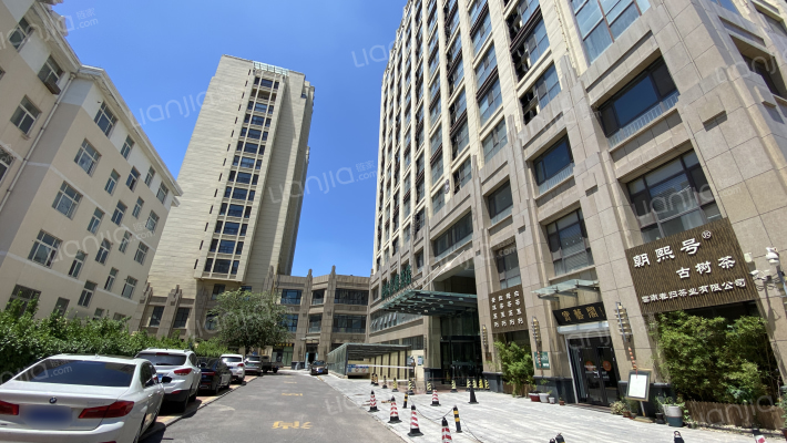 亚特尔未来广场外景图