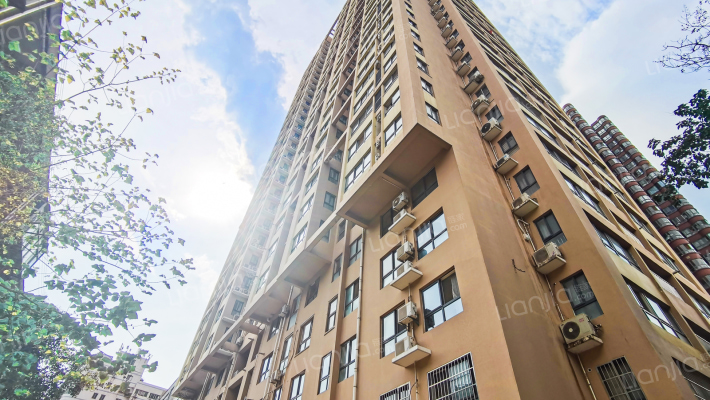 学院国际外景图