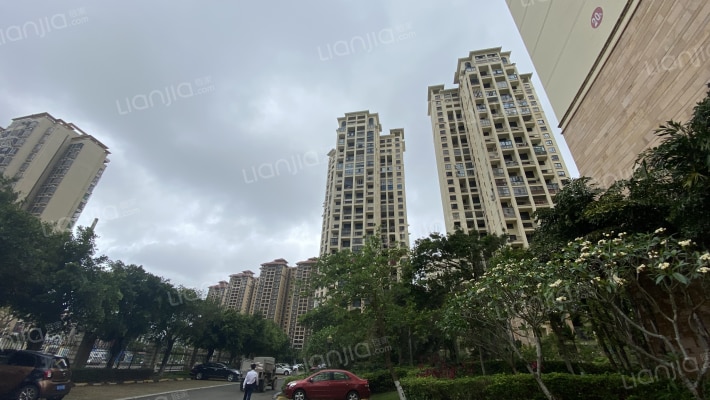 翡翠水城外景图