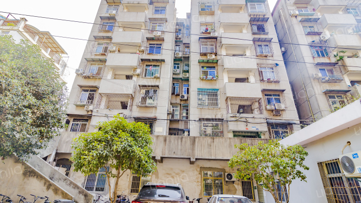 青翠苑小区外景图