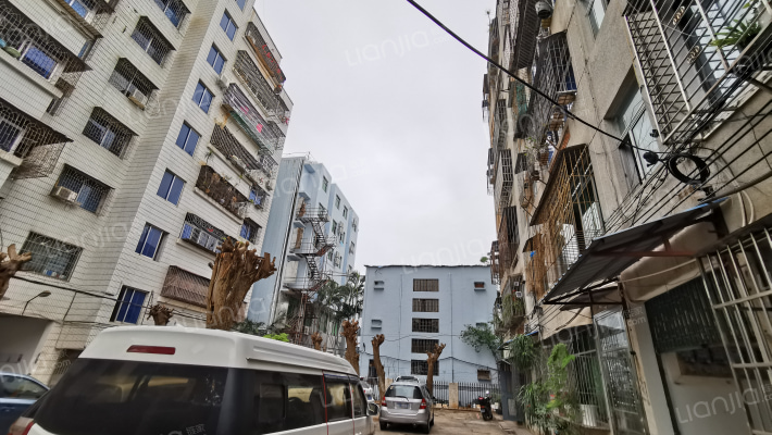 党派团体宿舍外景图