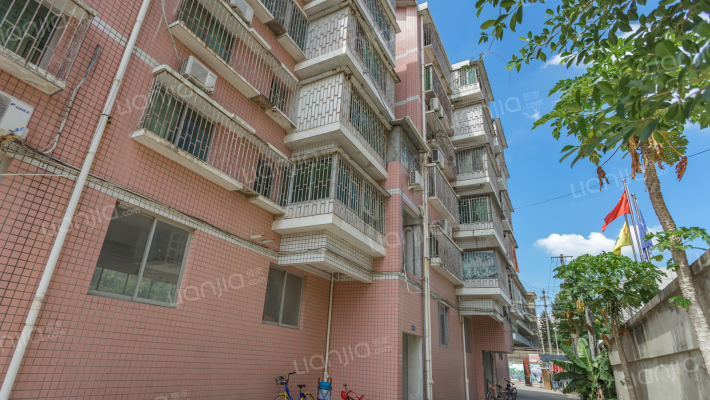 福州商业学校教工宿舍外景图