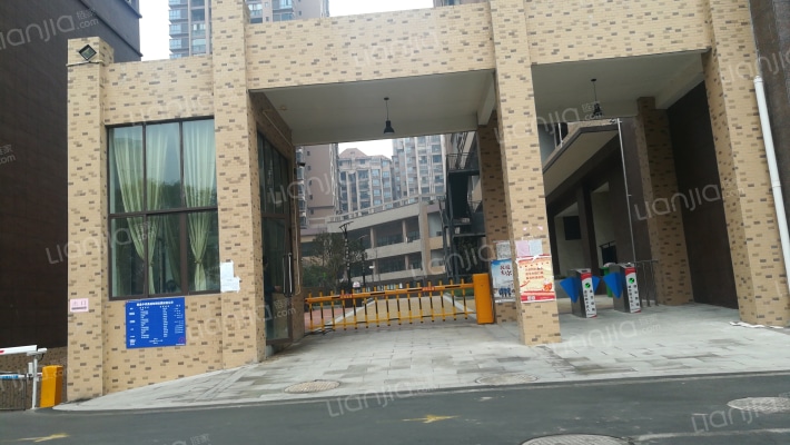 中华奥城外景图