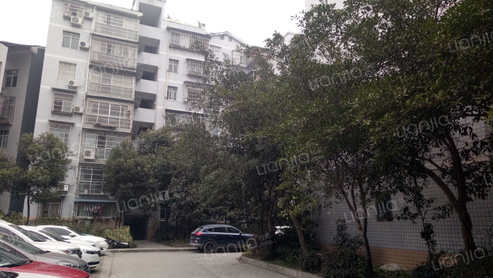 佳兴花园B区外景图