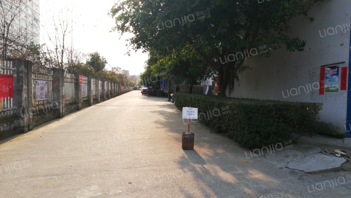 物华东苑外景图