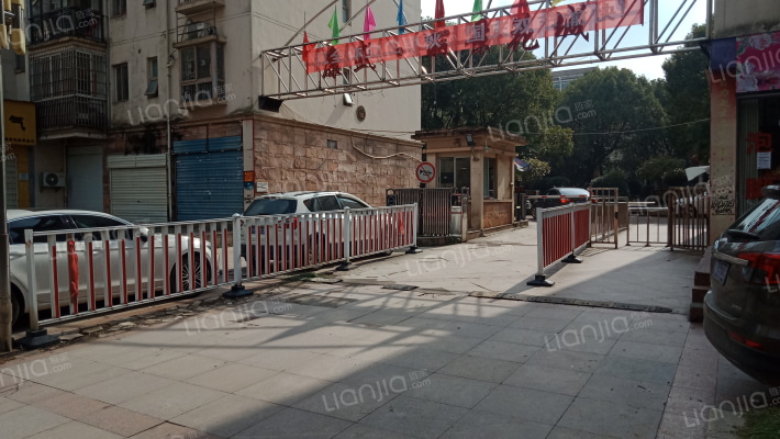 康盛丽景花城外景图