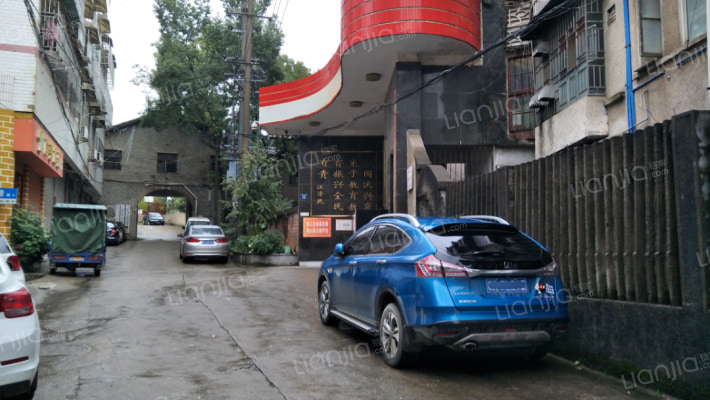 老教委小区外景图