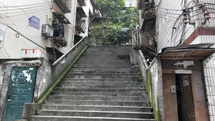 慈清公寓外景图