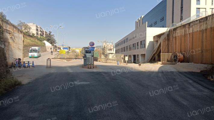 省一监生活小区外景图