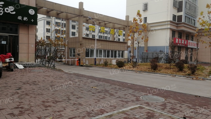 四季嘉园外景图