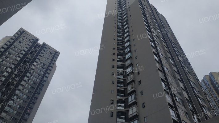 江亭花园小区外景图