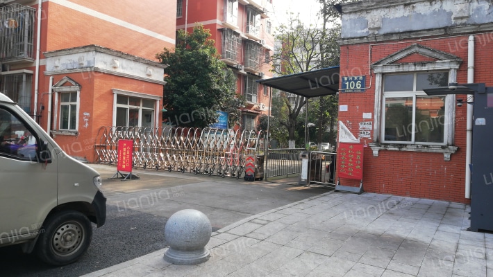 德外花园外景图