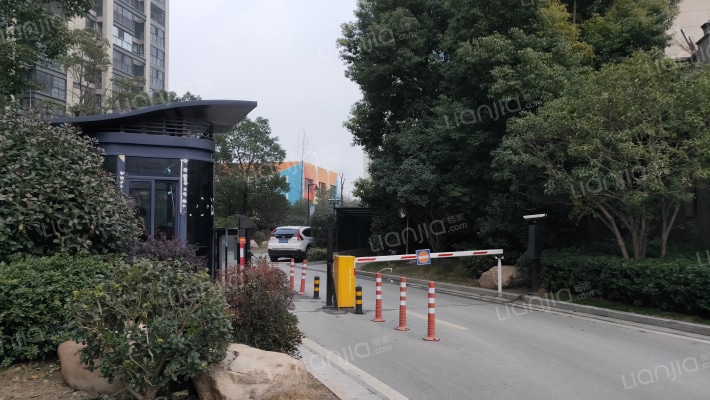 幸福公园天下外景图