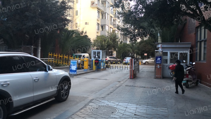 公园尚居外景图