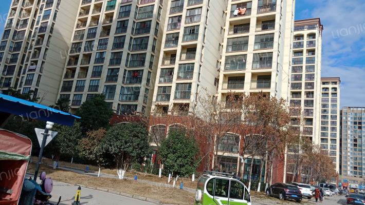 阳光华府外景图