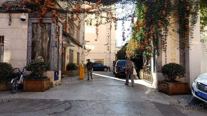 煤碳设计研究院宿舍外景图