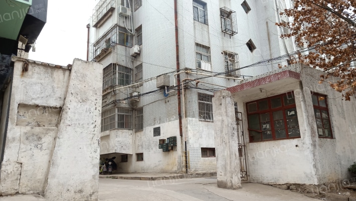 桃花园小区外景图