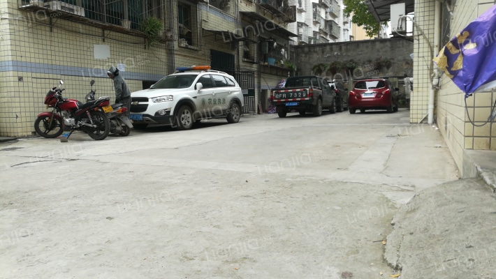 农机宿舍外景图